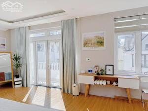 BÁN NHÀ ĐẸP MẶT CHÍNH HOÀNG DIỆU KINH DOANH CHỈ 8,5 TỶ Ạ