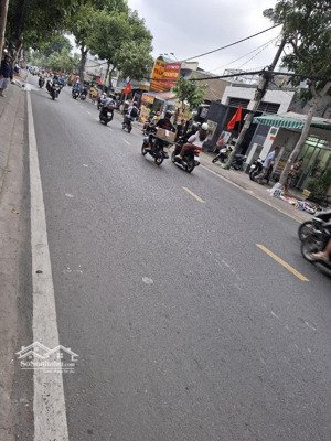 mặt tiền kinh doanh đường phạm thế hiển,số lẻ phường 6 quận 8, 54.3m2, 2 tầng. 7.1 tỷ thương lương