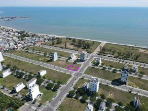 bán 3 lô nhà phố liền kề nhau block d2 view biển ( giá tốt )