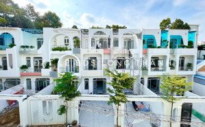 bán nhà mới trung tâm thị trấn long thành - trung tâm huyện trường học bệnh viện