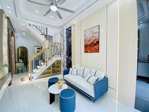 nhà riêng mới xây sổ hông riêng 100% đã hoàn công diện tích 100m2