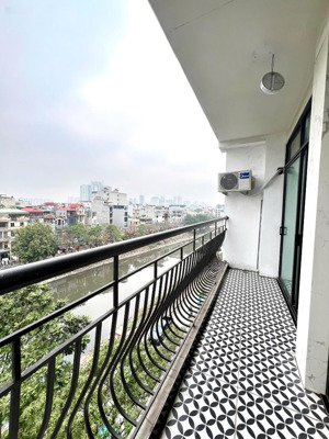 duy nhất căn 2 ngủ 1 khách ở vũ tông phan,thanh xuân. view sông cực đẹp.
