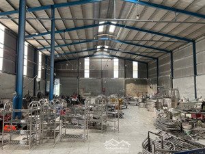 cho thuê kho xưởng 1.400m có pccc, mt đường quốc lộ 91b nguyễn văn linh, p. thới an đông.