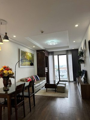 bán căn hộ 100m chung cư t&t vĩnh hưng. căn hộ view sông, tầng 9 đẹp. nhà đủ nội thất. giá 5,2 tỷ