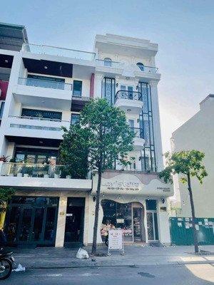 toà nhà 4 tầng 9 ch - mặt đường thích quảng đức đắt giá nhất kđt tây nha trang - sổ hồng hoàn công