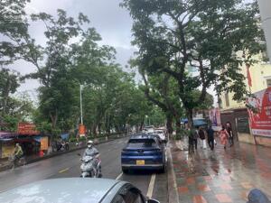 CHO THUÊ CĂN 3 TẦNG MẶT PHỐ TRẦN HƯNG ĐẠO , ĐOẠN GẦN MINH KHAI