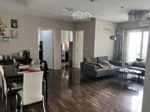 chính chủ cần bán căn hộ 2pn tại golden palace dt 85m2 full đồ giá còn tl. lh 