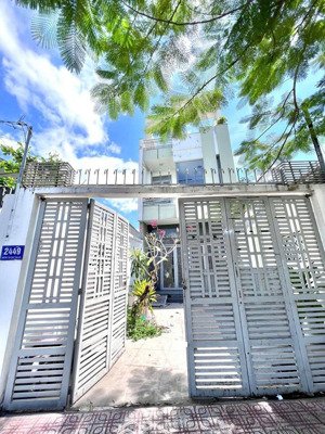 cần bán gấp nhà mặt tiền 637a huỳnh tấn phát, phú xuân, nhà bè, tp.hcm, 5x27m, 2l, 13.5tỷ