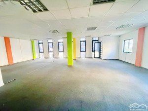 tòa nhà mặt tiền đẹp hậu giang tân bình, kinh doanh mọi lĩnh vực, hầm + 6 tầng, 350 triệu