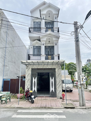 cần bán nhà 2 lầu khu dân cư gần ngã tư chiêu liêu gần chợ