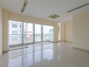cho thuê văn phòng đường bạch đằng ngay sân bay ,diện tích 40m2 giá 7 triệu