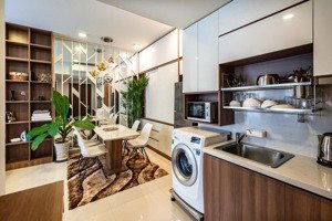cho thuê ở liền căn hộ studio the tresor quận 4