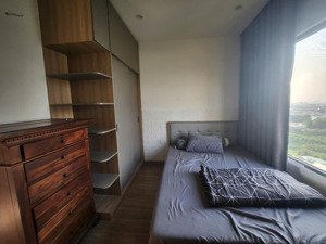 bán căn hộ vinhomes grand park, 2,75 tỷ, 69m2, 2pn+, 2wc, đầy đủ nội thất. tầng trung