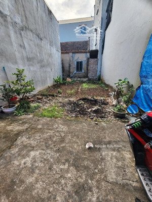 ô tô đỗ cổng, thông số đẹp, gần nhiều tiện ích, tiềm năng lớn, vị trí trung tâm, giá rẻ, ở sướng.