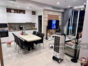 căn hộ 2pn sala dt lớn nhất giá tốt nhất- sẵn sổ hồng view pháo hoa ttq1 và hồ trung tâm thủ thiêm
