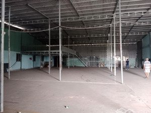 cho thuê kho xưởng 650 m2 giá 25 triệu /đường tỉnh lộ 835 xã long khê huyện cần đước long an