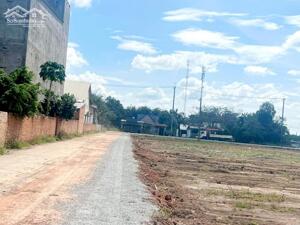 195TR 10X40=400M2 SỔ RIÊNG, THỔ CƯ, NGAY KCN, SÁT CHỢ, DÂN ĐÔNG