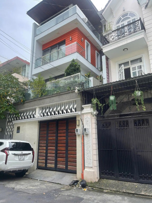 biệt thự hiện đại đường hoàng hoa thám, phường 12, quận tân bình