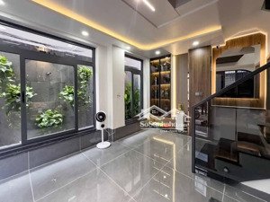 xoay vốn bán nhà tuệ tĩnh, quận 11. giá 3,18 tỷ, dt 56m2, lh như , sang tên ngay, hẻm 5m