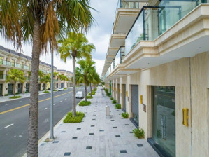 hot cần bán các căn shophouse mt mê linh - 125m2 gia chỉ từ 5.7 tỷ. lh 
