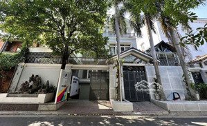 cần bán biệt thự hà đô thạnh mỹ lợi - dt 15x18 - hầm 3 tầng - giá chỉ 48 tỷ tl