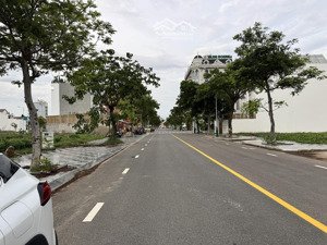 bán 2 lô liền kề 140m2 view biển d2 ocean dune phan thiết