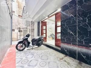 Bán nhà Phố Tôn Đức Thắng, Đống Đa 45m2, 6 Tầng thang máy kinh doanh phân lô 9,8 tỷ