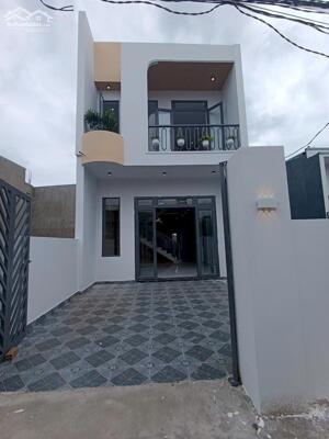 KẸT TIỀN CHÍNH CHỦ HẠ GIÁ BÁN GẤP NHÀ LẦU SHR CHỈ 700TR NHẬN NHÀ