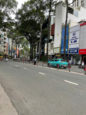 hàng hiếm - giá rẻ - 2mt đường 3/2, q,10 - 103m2 ( 4.2 x 25) - khu áo cưới, ngay hà đô. giá 43 tỷ.