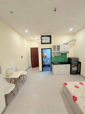 cho thuê căn studio ở đội cấn, ba đình. có thang máy,nội thất như hình. giá rẻ