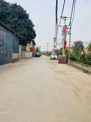 chỉ hơn 3 tỷ - 43,7m2 tại võng la - oto - 2 mặt tiền trước sau - gần cầu thăng long
