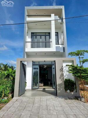 Nhà trệt lầu 3 phòng ngủ Khu Dân Cư Ecopark kế trường đại học Võ Trường Toản
