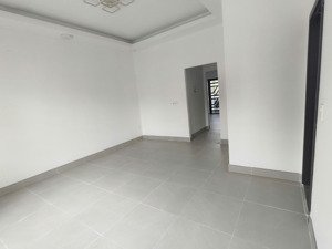 nhà 2 tầng mặt tiền đường số 28 6*17 khu xây dựng cao tầng giá chỉ 13,5 tỉ