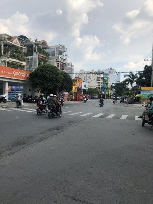 nhà biệt thự lê đức thọ 7*15 hẻm 10m thông xe tải chỉ 15,5 tỉ