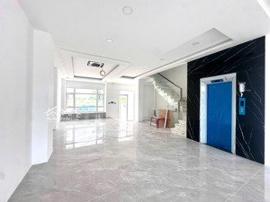 cho thuê biệt thự cao cấp the peak garden villa