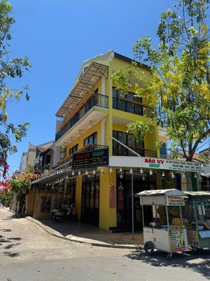 bán homestay tại nguyễn phúc tần, hội an. 3 tầng, vị trí đắc địa, thu nhập ổn định