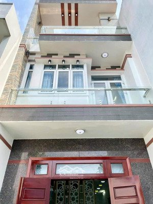 cần cho thuê nhà 687/3a lạc long quân p. 10 q. tân bình gần ni sư huỳnh liên