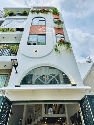 chủ cần bán nhà nguyễn văn trỗi, p10, phú nhuận, gần công viên hoàng văn thụ, giá 3tỷ990, dt 71,4m2