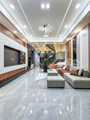 độc quyền, nhà chính chủ thanh lý, shr, dtsd 77,5m2, gần chợ phú thọ,chỉ với giá 1,42tr,thiện chí