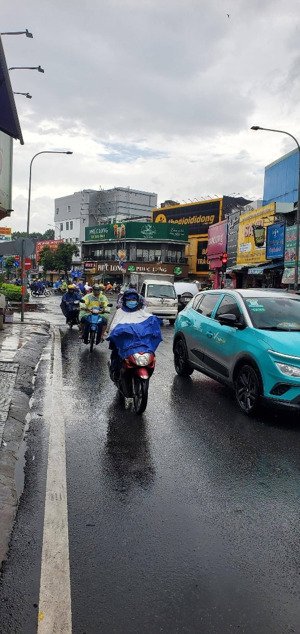 bán nhà mặt tiền đường thành thái, q.10 - đoạn kinh doanh sầm uất - 5 tầng kiên cố