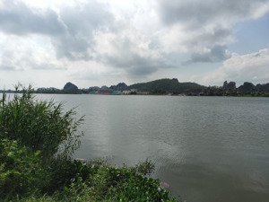hơn 2000m2 đất view sông giá nhìn thẳng sang bến đua thuyền thủy nguyên hải phòng...
