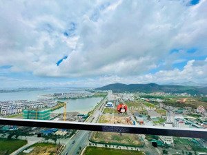 chính chủ bán sang ngang giá hđ căn hộ studios 33m2 view biển trung tâm du lịch bãi cháy, hạ long.