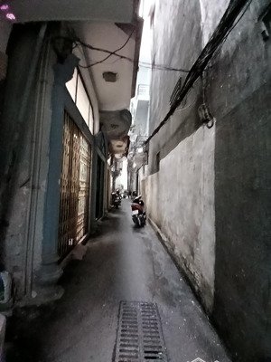 bán nhà ngõ 360 phố xã đàn - trung phụng quận đống đa ngõ nông gần phố