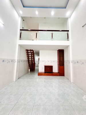 bán nhà 1l, 55m², gần kcn tân bình đường nguyễn hữu tiến, q. tân phú