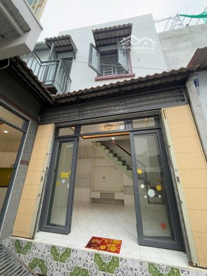 2,68 tỷ bán nhanh nhà hẻm ba đình 68m2 ngay chợ ba đình quận 8, shr