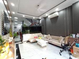 bán nhà riêng tại thiên lôi, 7,1 tỷ, 56m2, 5pn, 5wc, thang máy tặng full nội thất