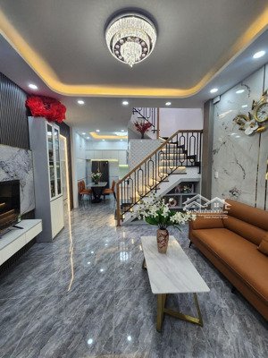 chỉ với 1tỷ2 đã có ngay cho mình căn nhà tại đường nguyễn tri phương, chánh nghĩa, thủ dầu một, bd