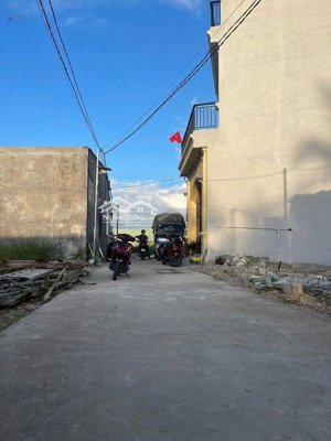 giá tốt. đất thổ cư thôn 2 diên phú, diên khánh 86,5 m, giá 968 triệu.