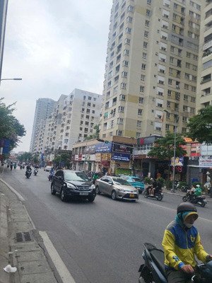 chính chủ bán gấp chung cư b4 - b14 kim liên - 72m2 - 2pn - ban công rộng thoáng - giá 5.45 tỷ