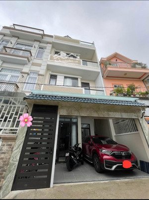 bán nhà trung tâm hẻm nguyễn công trứ tp đà lạt (giá 10,9tỷ)